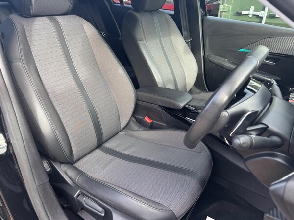Used Peugeot 208 2023 for sale - 76246883: Photo 13