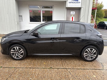 Used Peugeot 208 2023 for sale - 76246883: Photo 3