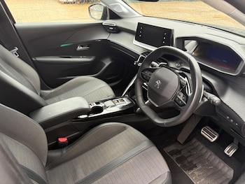 Used Peugeot 208 2023 for sale - 76246883: Photo 4