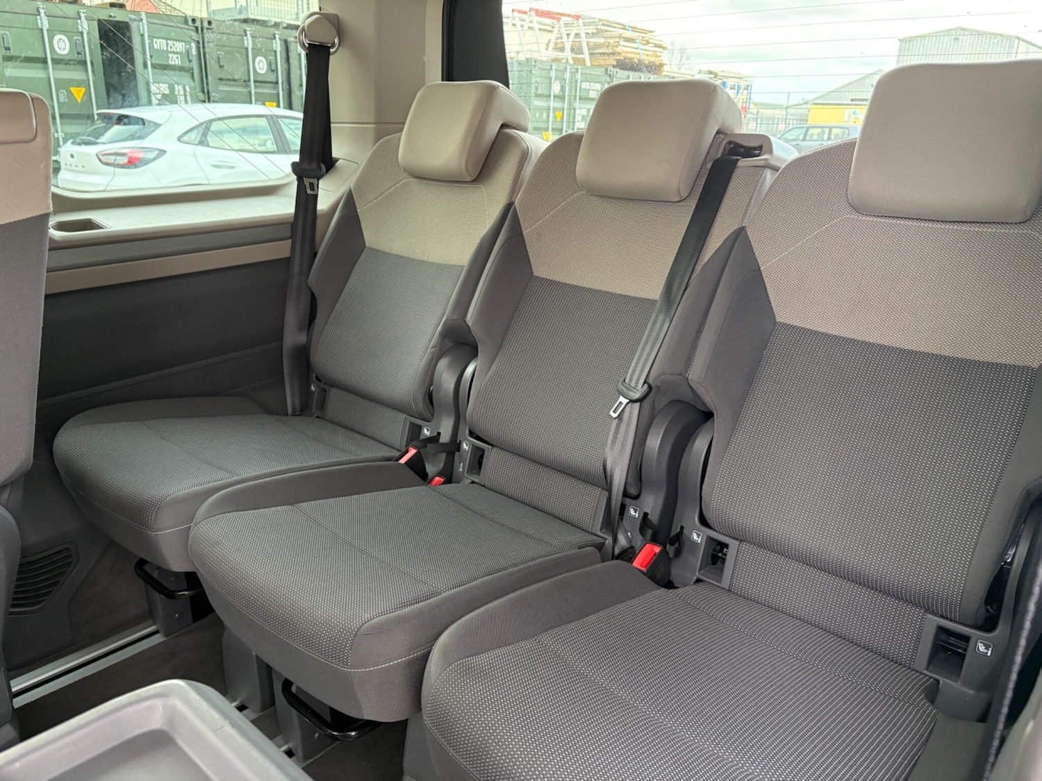 Used Volkswagen Multivan 2024 for sale - 76512794: Photo 13