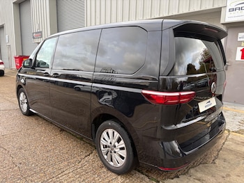 Used Volkswagen Multivan 2024 for sale - 76512794: Photo