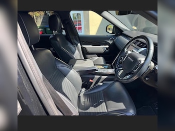 Used Land Rover Discovery 2017 for sale - 78429923: Photo