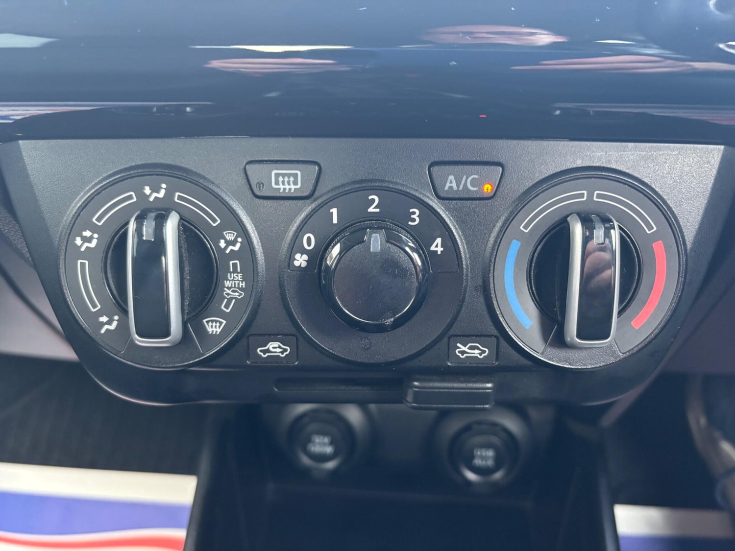 Used Suzuki Swift 2023 for sale - 77598724: Photo 31