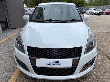 Used Suzuki Swift 2015 for sale - 78609351: Photo