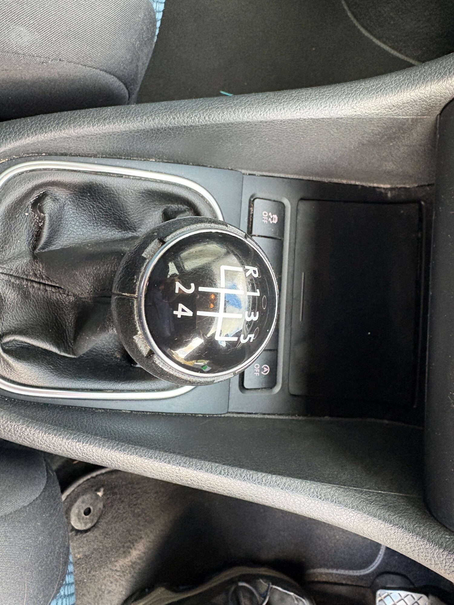 Used Volkswagen Golf 2012 for sale - 76370076: Photo 17