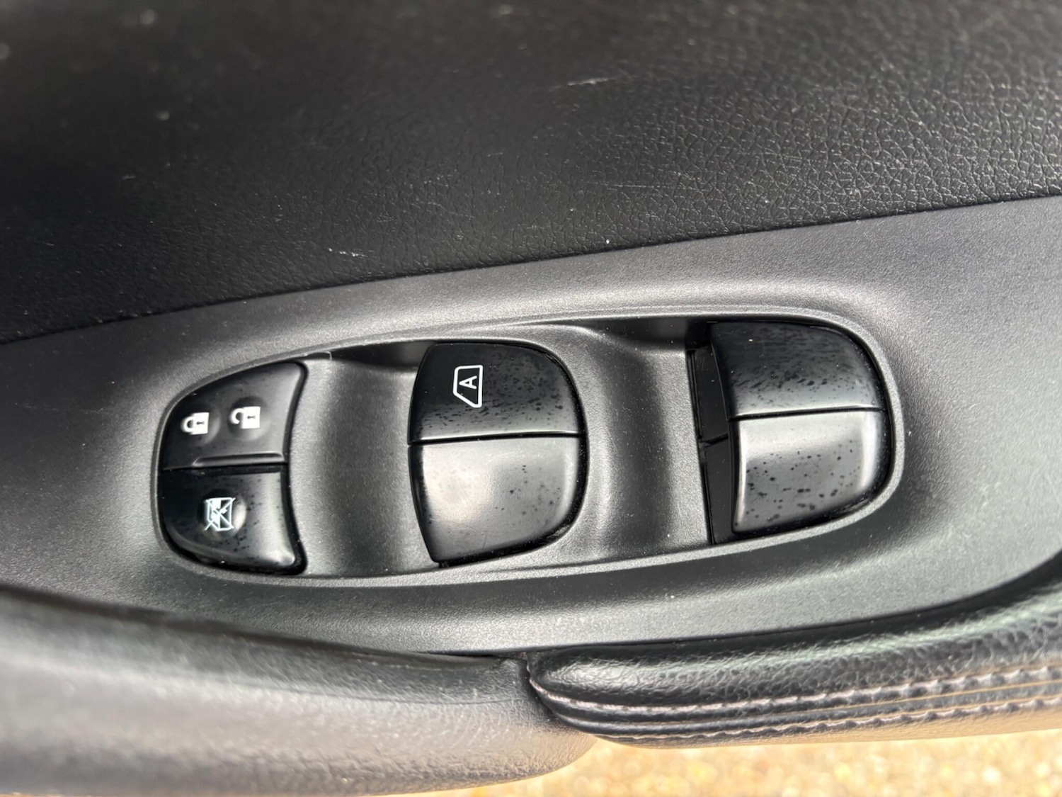 Used Nissan X-Trail 2016 for sale - 76424391: Photo 41