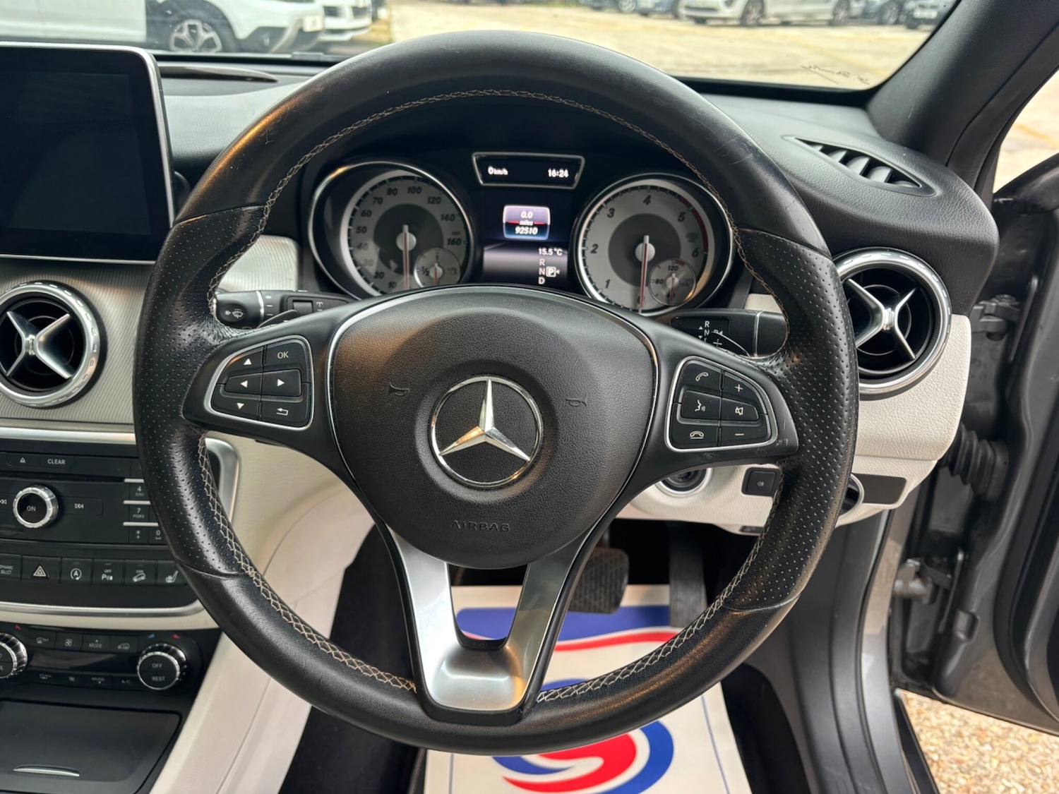 Used Mercedes-Benz GLA 2016 for sale - 76549743: Photo 35