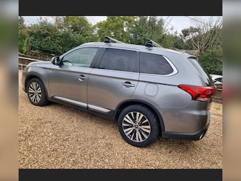 Used Mitsubishi Outlander 2019 for sale - 76214222: Photo 3