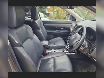 Used Mitsubishi Outlander 2019 for sale - 76214222: Photo 4
