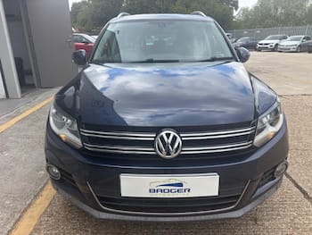 Used Volkswagen Tiguan 2011 for sale - 79657660: Photo