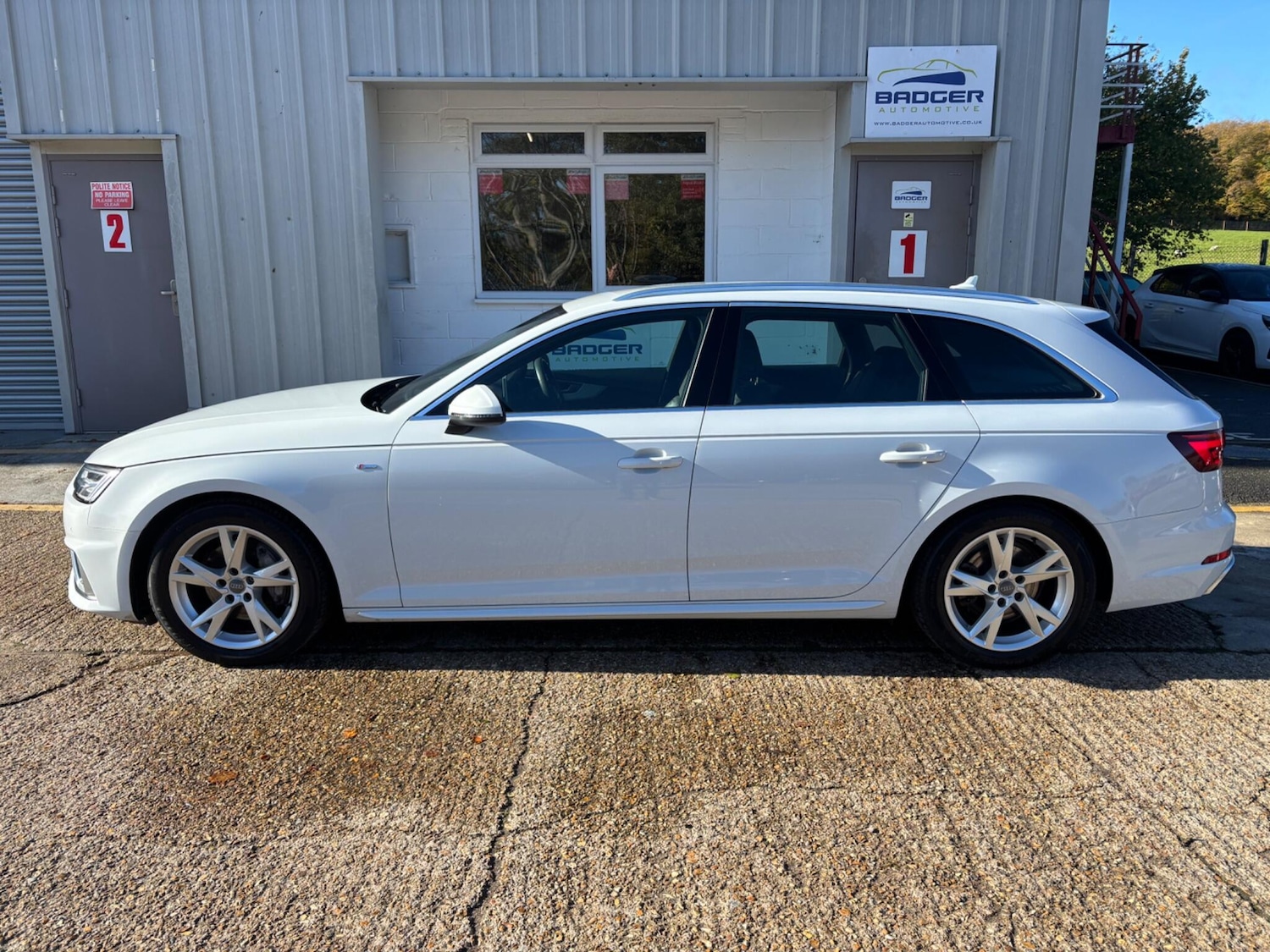 Used Audi A4 Avant 2019 for sale - 76360288: Photo 4