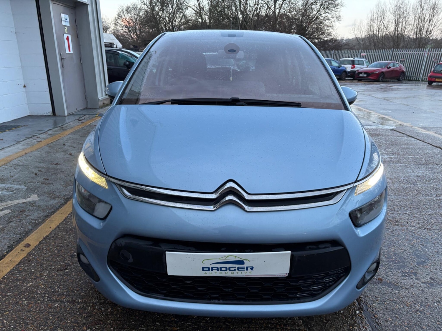 Used Citroen C4 Picasso 2014 for sale - 76765312: Photo 2