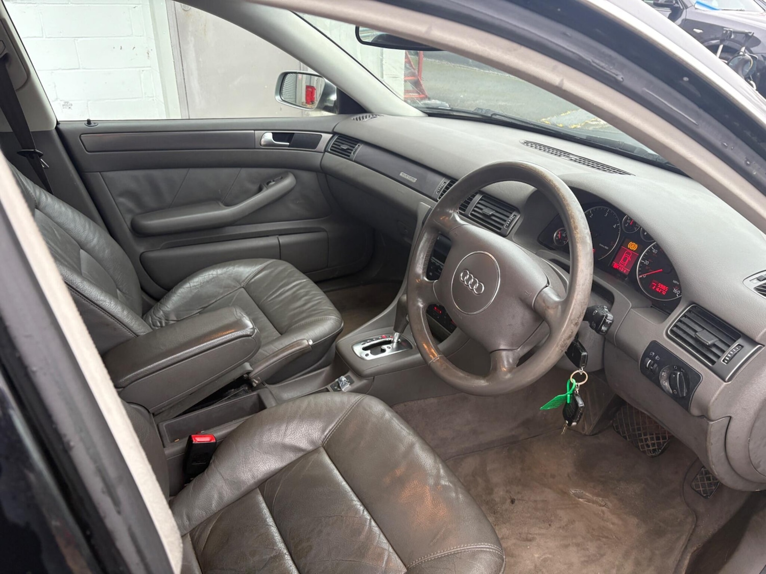 Used Audi A6 2004 for sale - 77255299: Photo 9