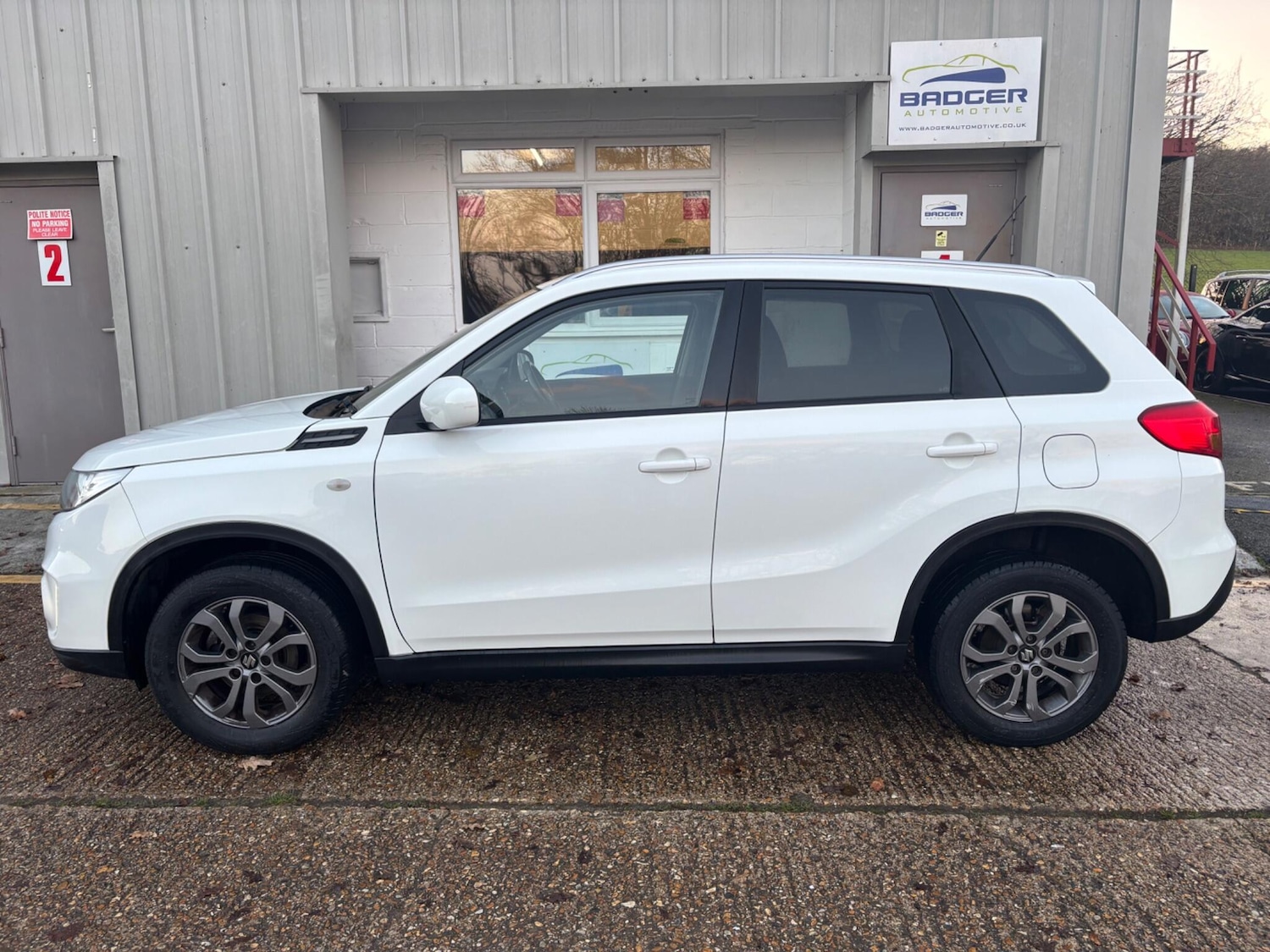 Used Suzuki Vitara 2017 for sale - 76898749: Photo 4