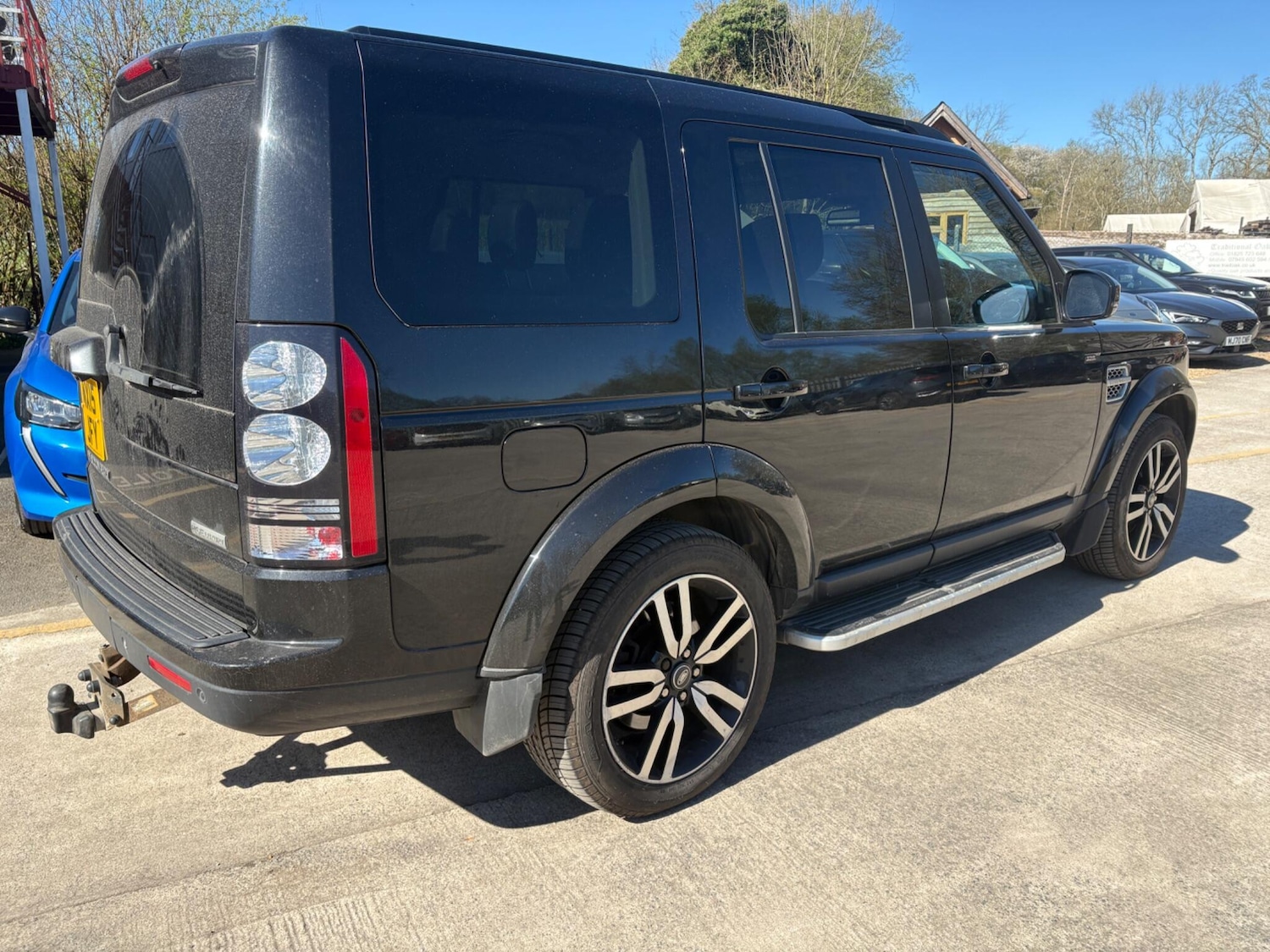 Used Land Rover Discovery 2015 for sale - 78157354: Photo 2