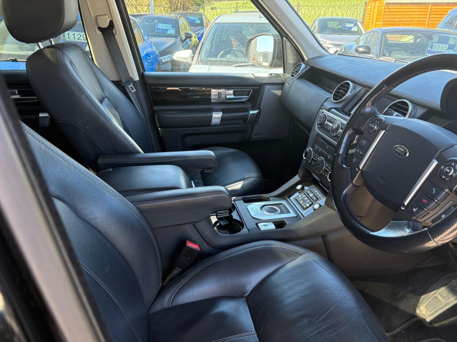 Used Land Rover Discovery 2015 for sale - 78157354: Photo 3