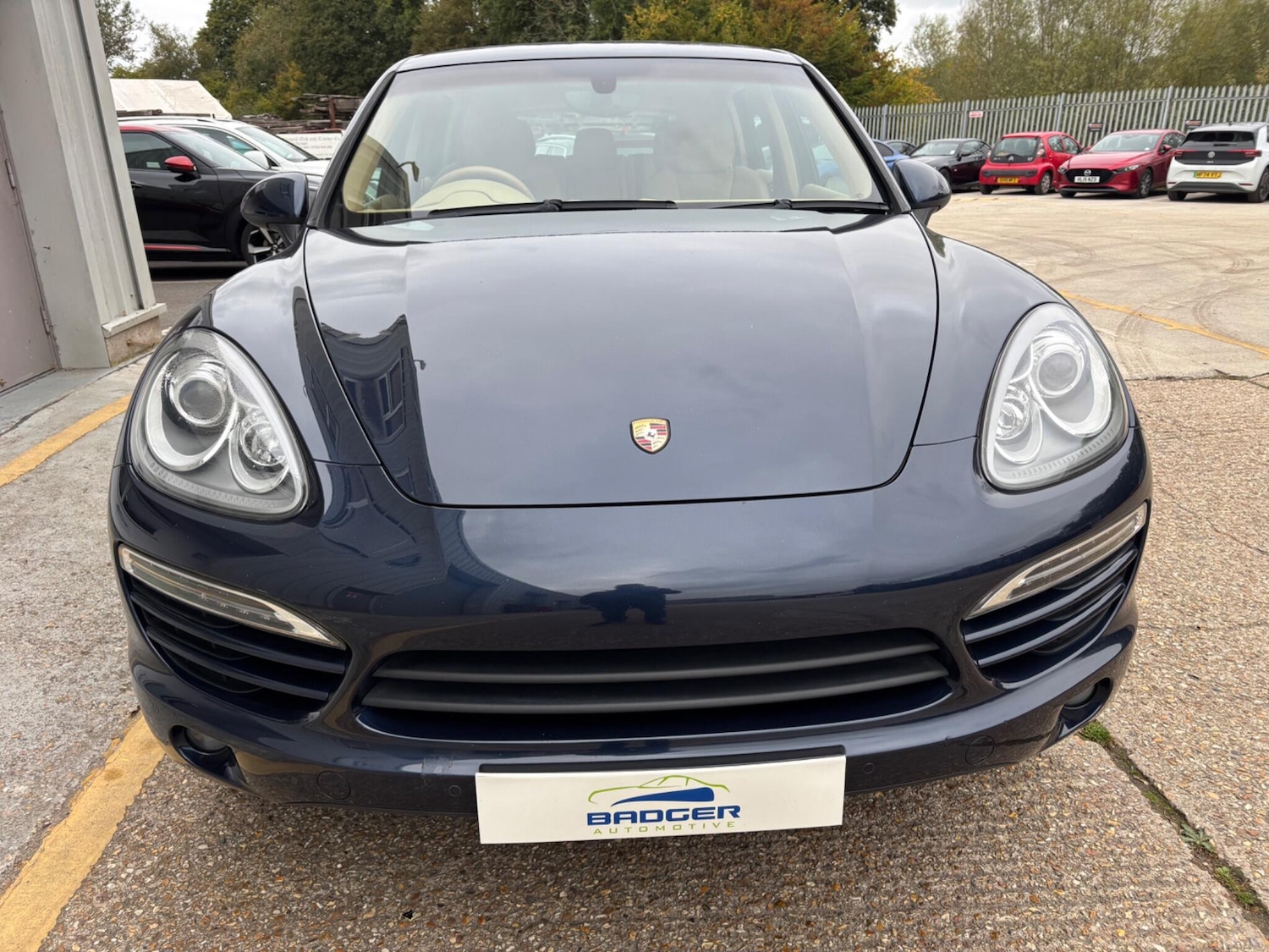 Used Porsche Cayenne 2013 for sale - 76562492: Photo 2