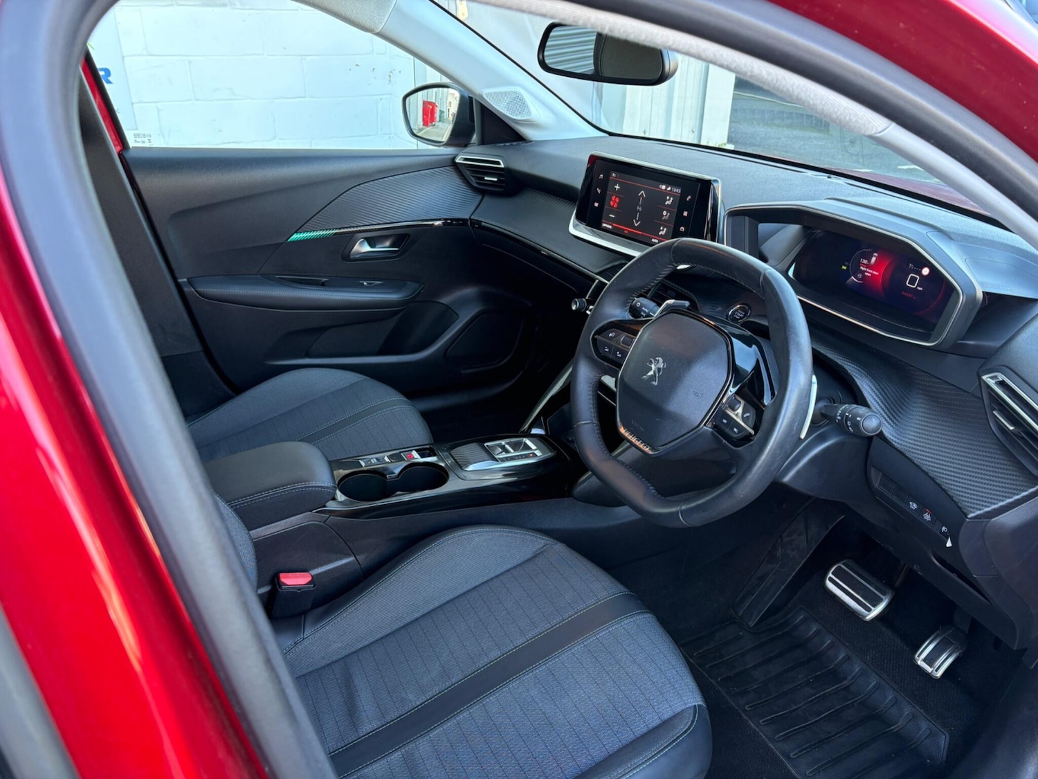 Used Peugeot 208 2023 for sale - 77440605: Photo 11