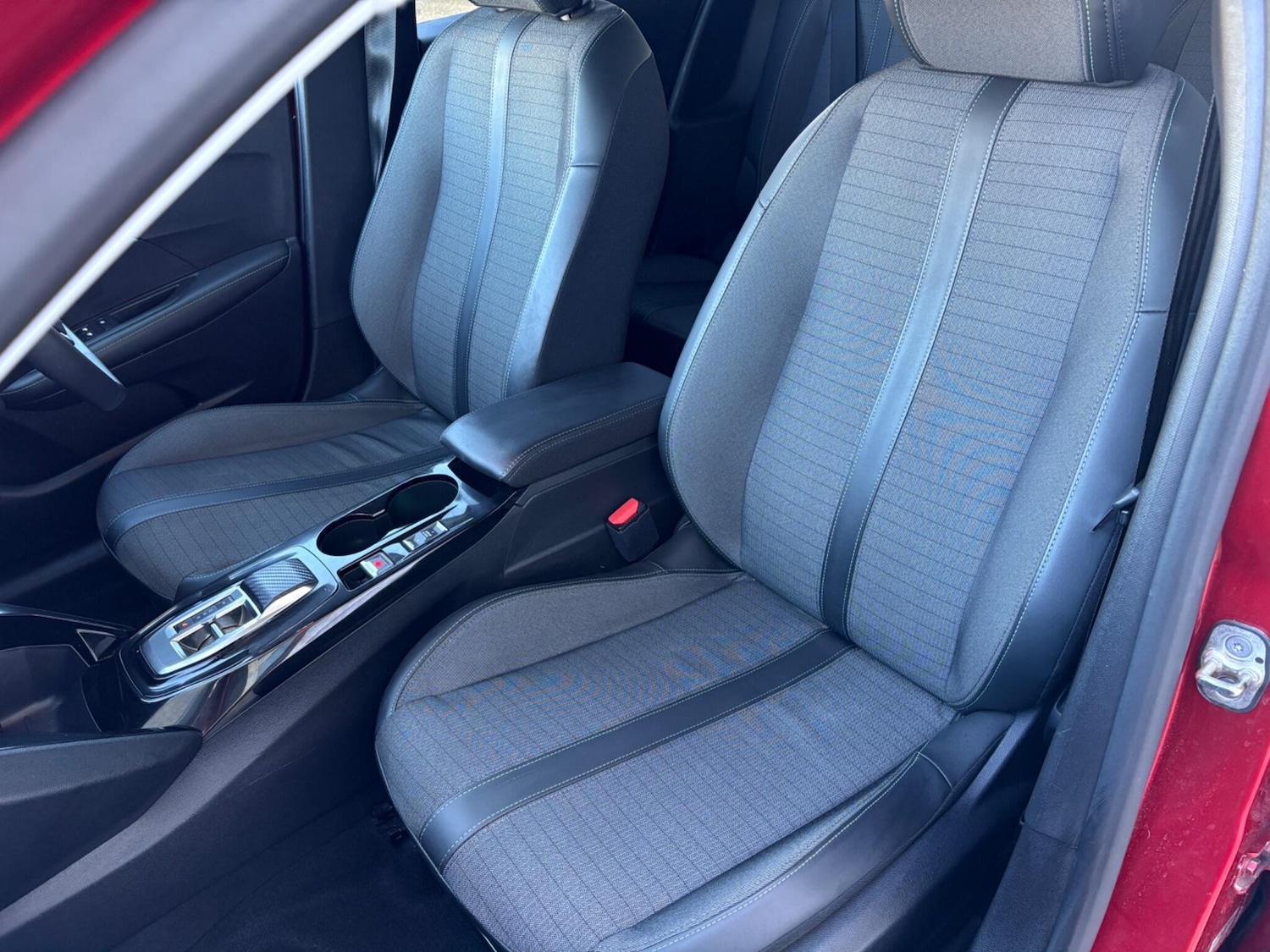 Used Peugeot 208 2023 for sale - 77440605: Photo 17