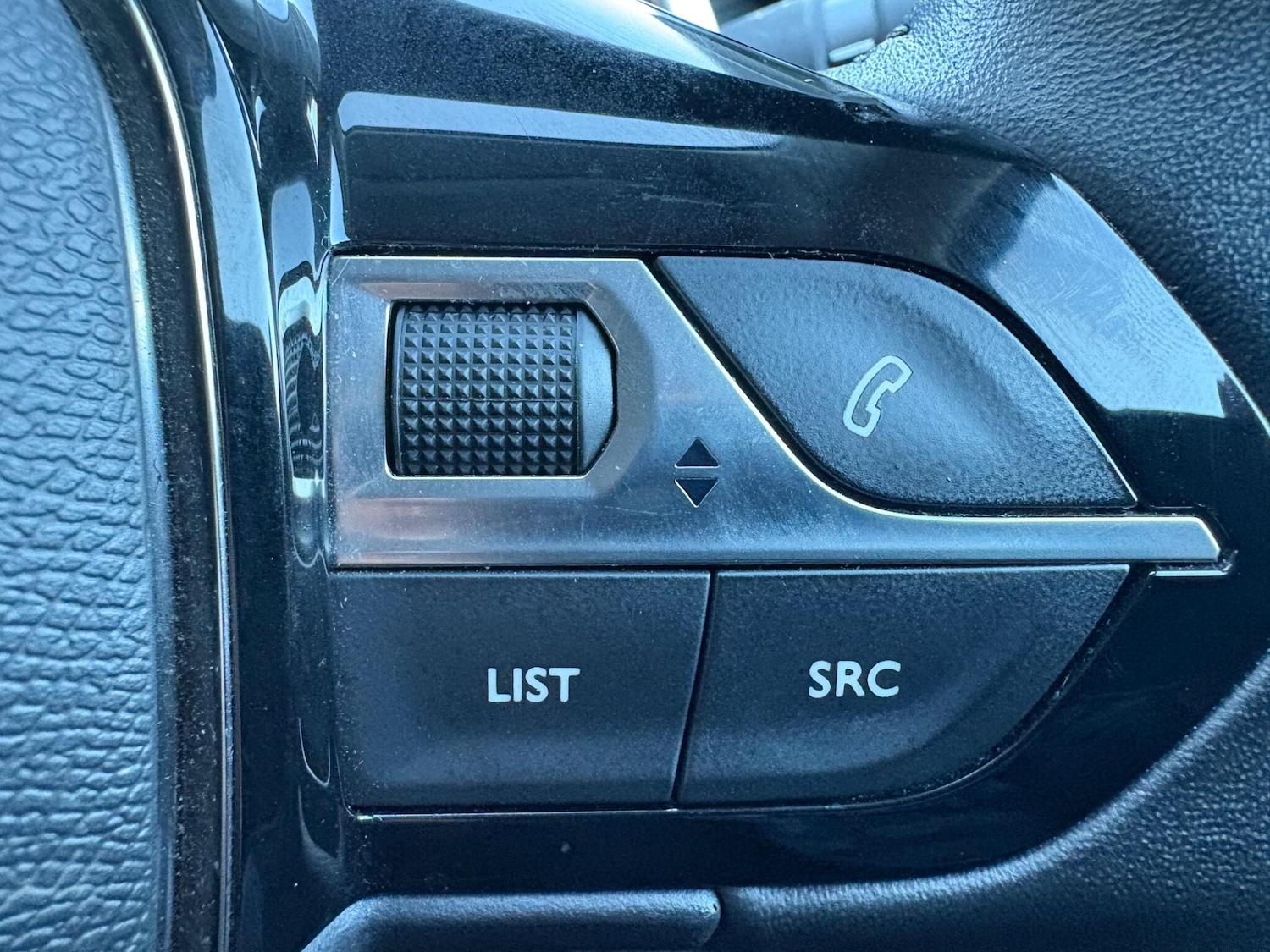 Used Peugeot 208 2023 for sale - 77440605: Photo 32