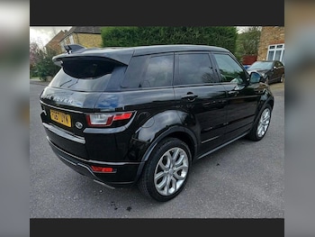 Used Land Rover Range Rover Evoque 2017 for sale - 77940334: Photo