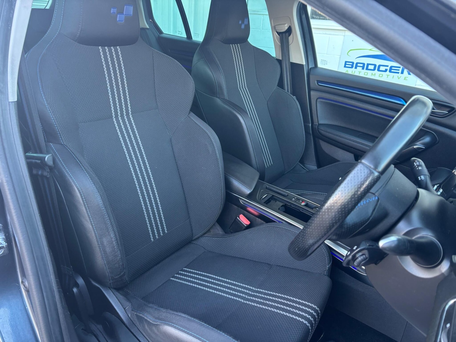 Used Renault Megane 2020 for sale - 76898971: Photo 19