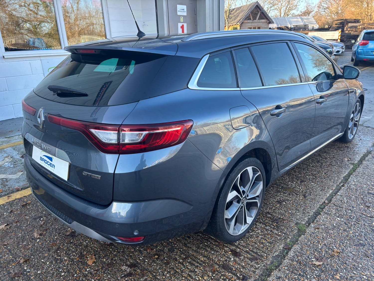 Used Renault Megane 2020 for sale - 76898971: Photo 8