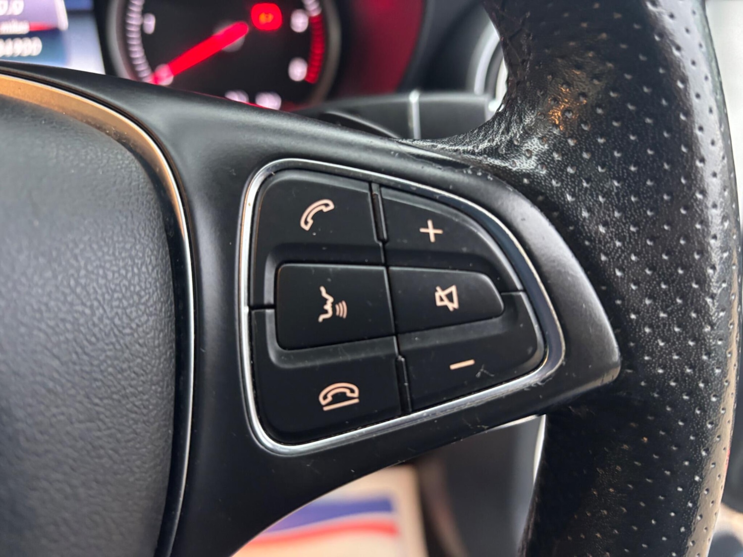 Used Mercedes-Benz GLC 2017 for sale - 76926510: Photo 37