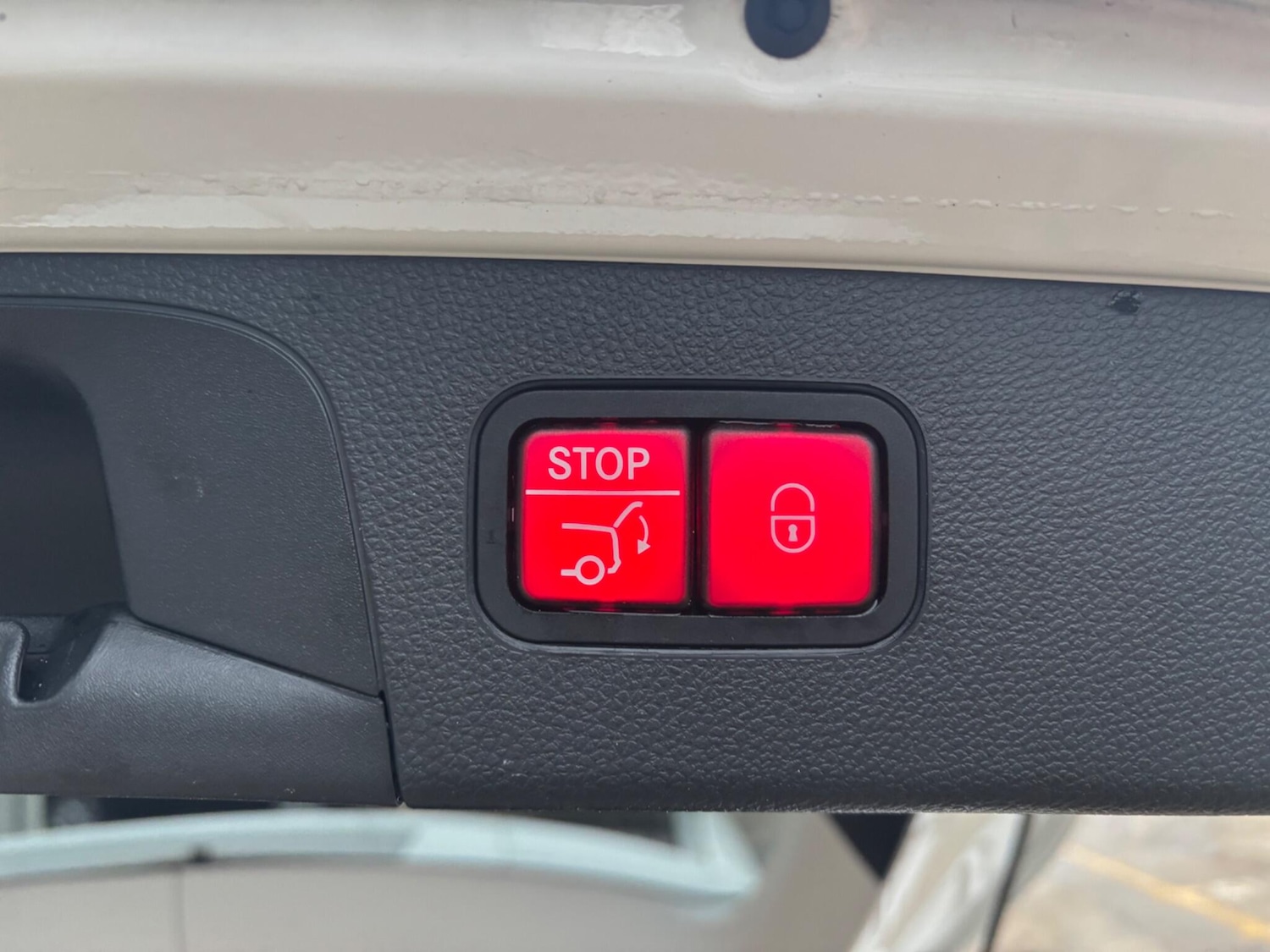 Used Mercedes-Benz GLC 2017 for sale - 76926510: Photo 45