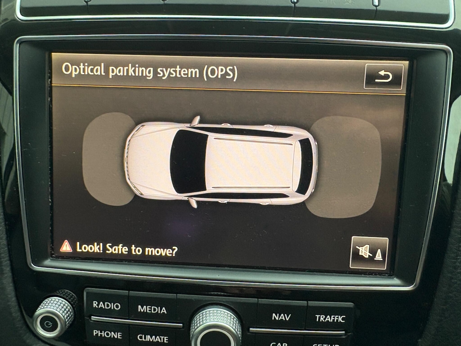 Used Volkswagen Touareg 2014 for sale - 76832383: Photo 28