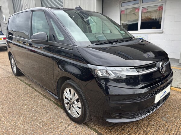 Used Volkswagen Multivan 2024 for sale - 76270779: Photo 11