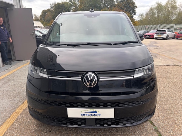 Used Volkswagen Multivan 2024 for sale - 76270779: Photo 2