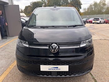 Used Volkswagen Multivan 2024 for sale - 76270779: Photo 2