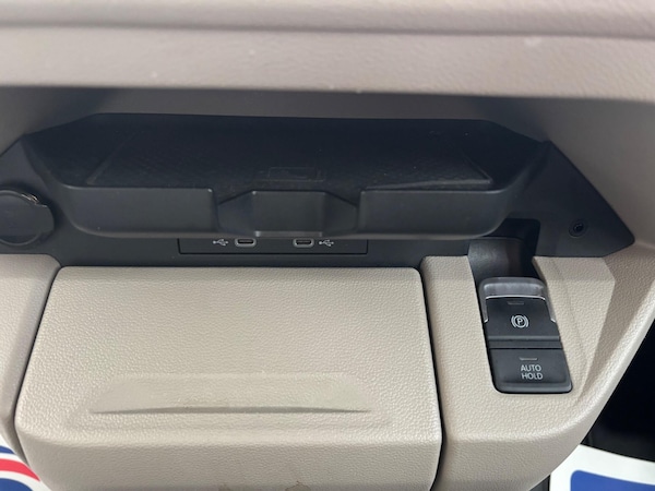 Used Volkswagen Multivan 2024 for sale - 76270779: Photo 31