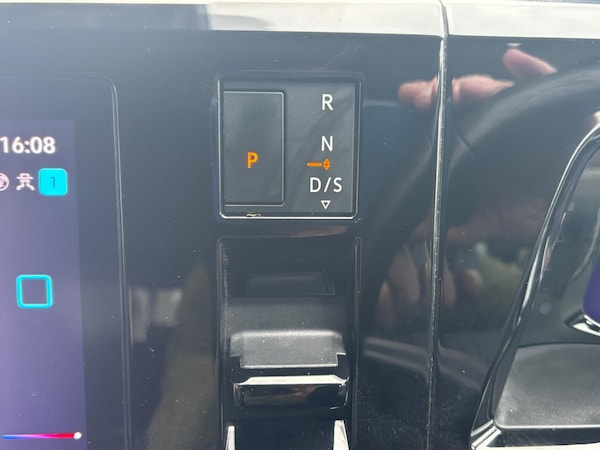 Used Volkswagen Multivan 2024 for sale - 76270779: Photo 32