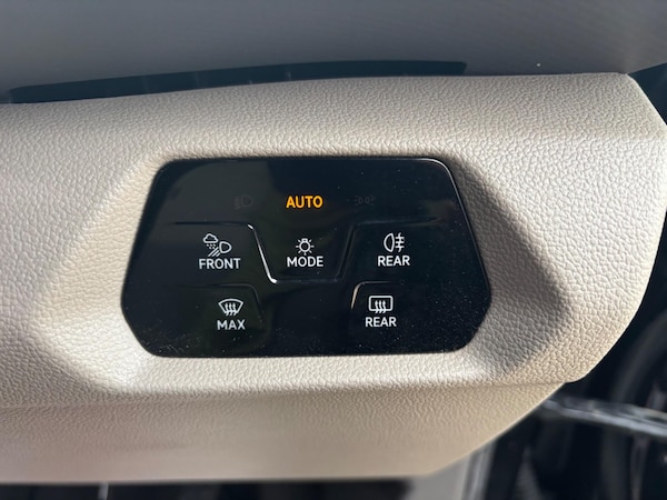 Used Volkswagen Multivan 2024 for sale - 76270779: Photo 38