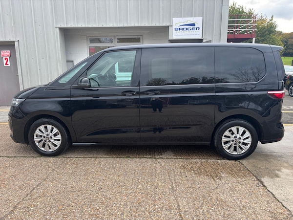 Used Volkswagen Multivan 2024 for sale - 76270779: Photo 4