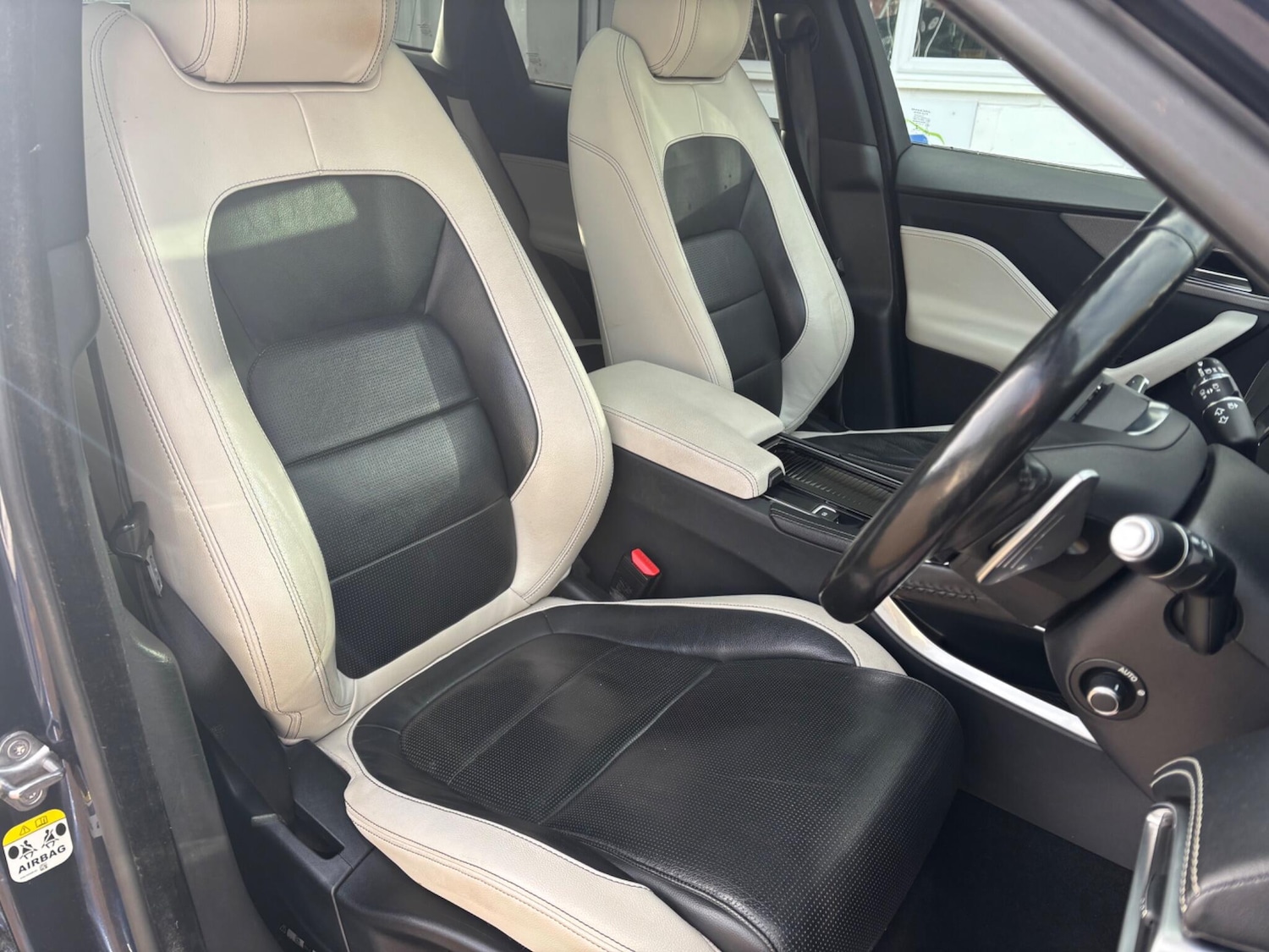 Used Jaguar F-Pace 2017 for sale - 76619634: Photo 19