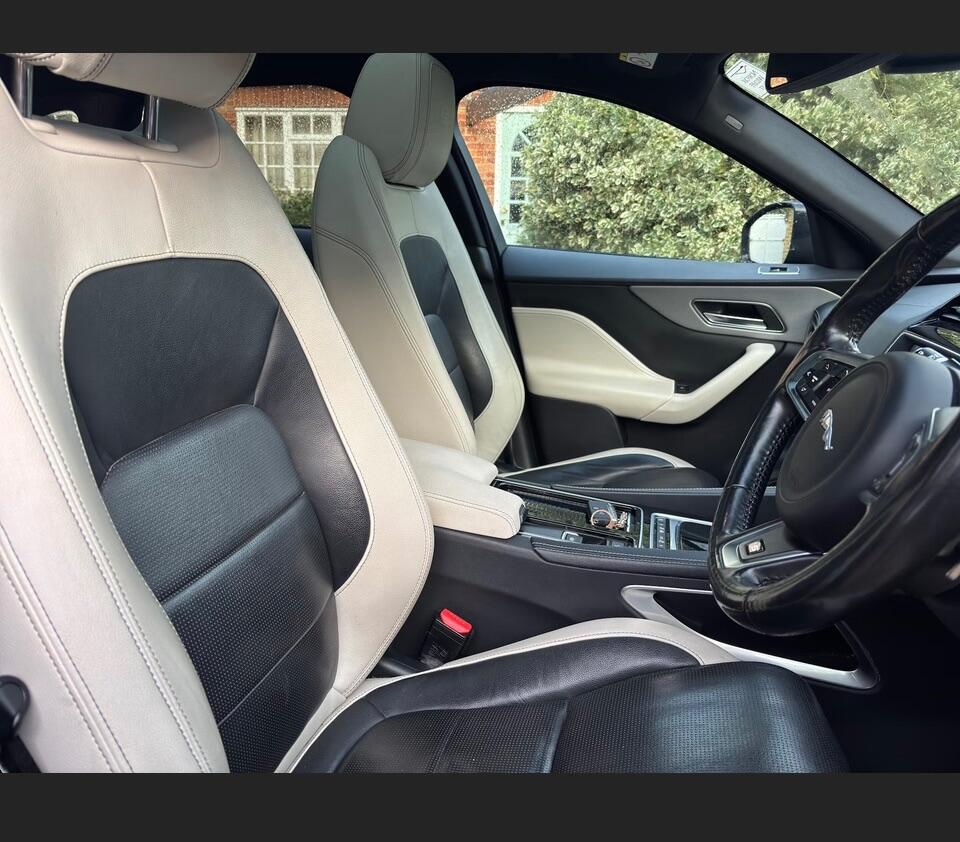 Used Jaguar F-Pace 2017 for sale - 76619634: Photo 3