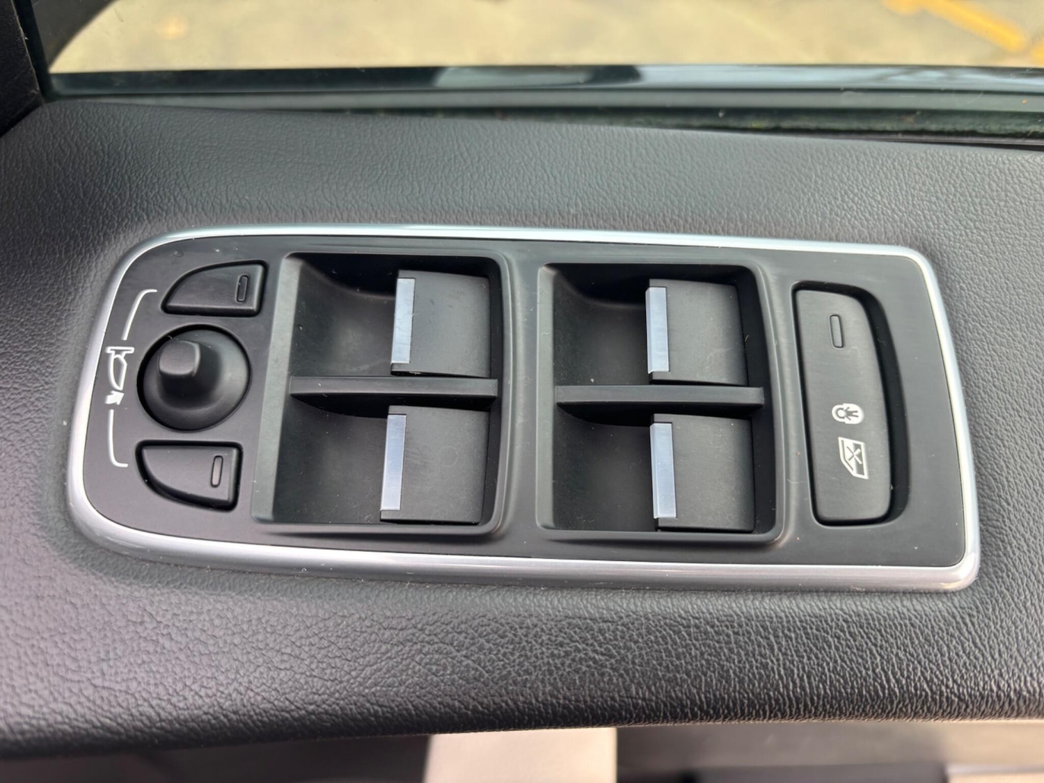 Used Jaguar F-Pace 2017 for sale - 76619634: Photo 42