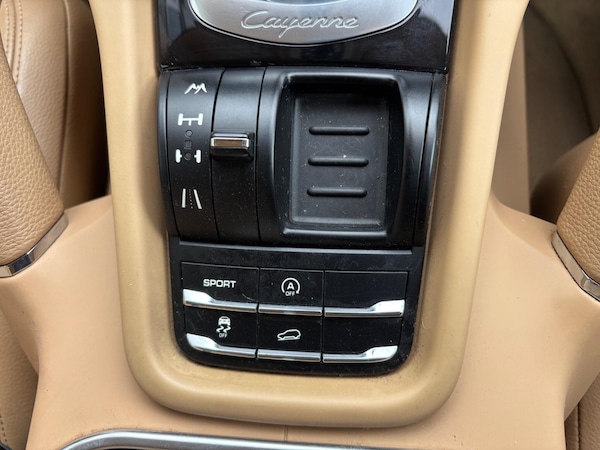 Used Porsche Cayenne 2013 for sale - 76200001: Photo 26