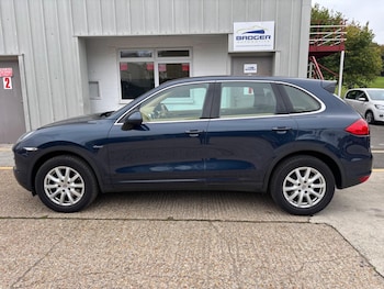 Used Porsche Cayenne 2013 for sale - 76200001: Photo 4