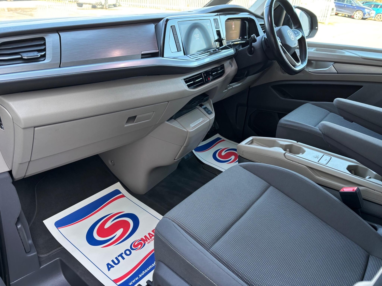 Used Volkswagen Multivan for sale - 77753261: Photo 11