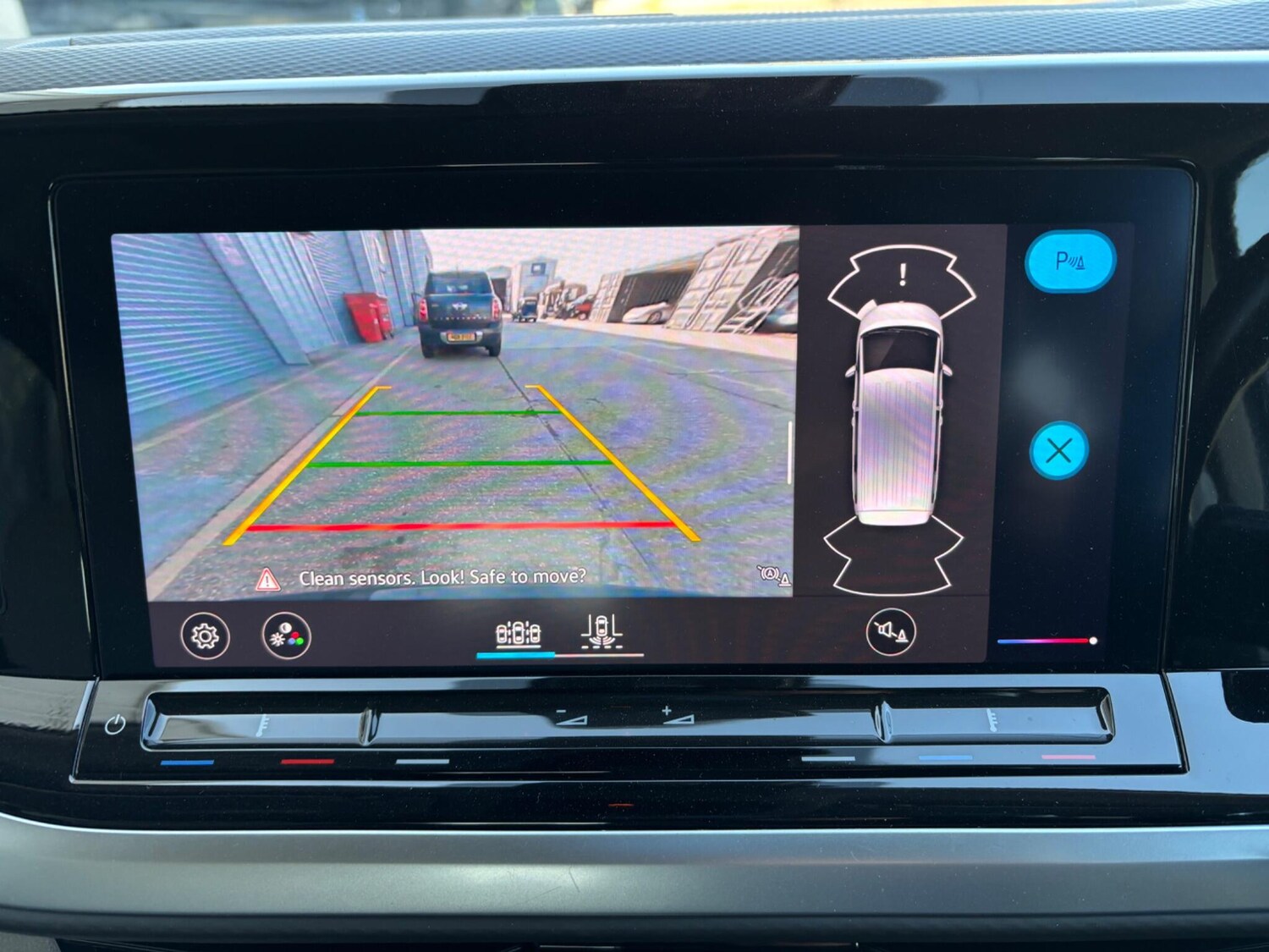 Used Volkswagen Multivan for sale - 77753261: Photo 17