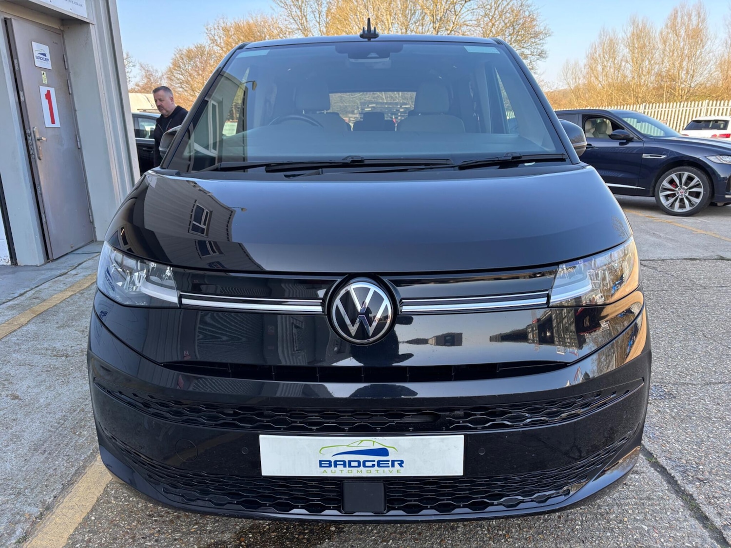 Used Volkswagen Multivan for sale - 77753261: Photo 2