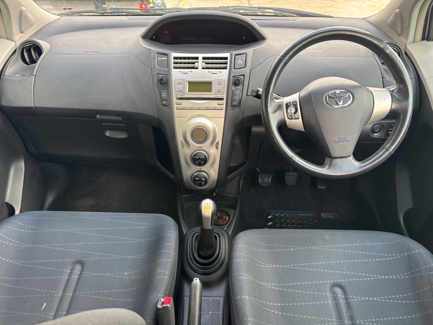 Used Toyota Yaris 2007 for sale - 76899097: Photo 9