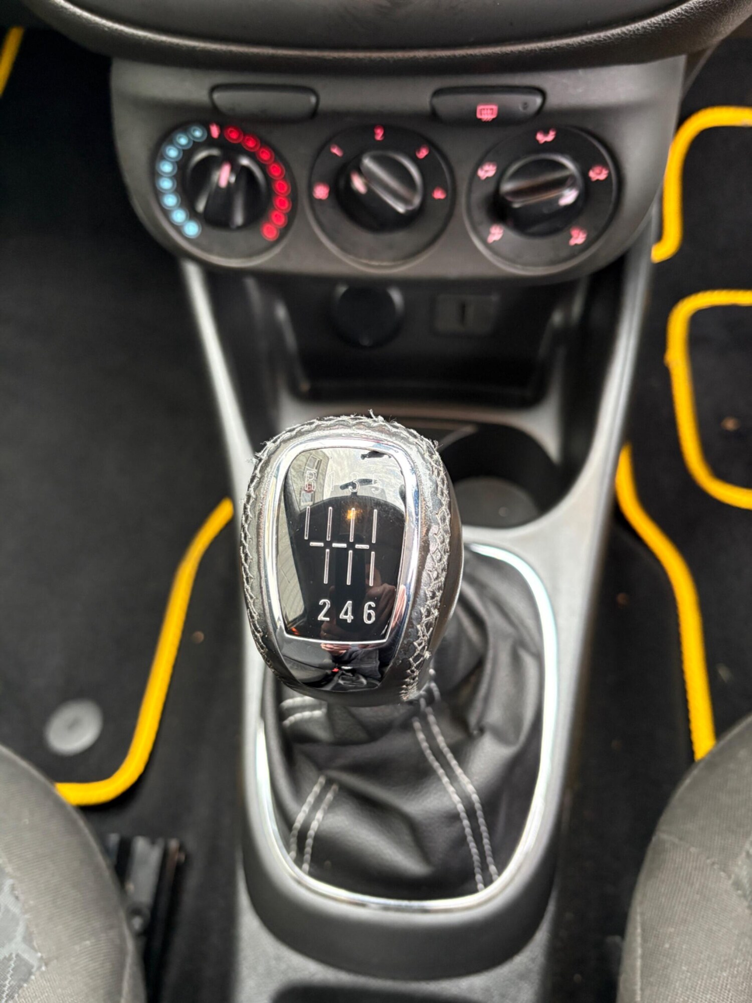 Used Vauxhall Corsa 2015 for sale - 77586471: Photo 19