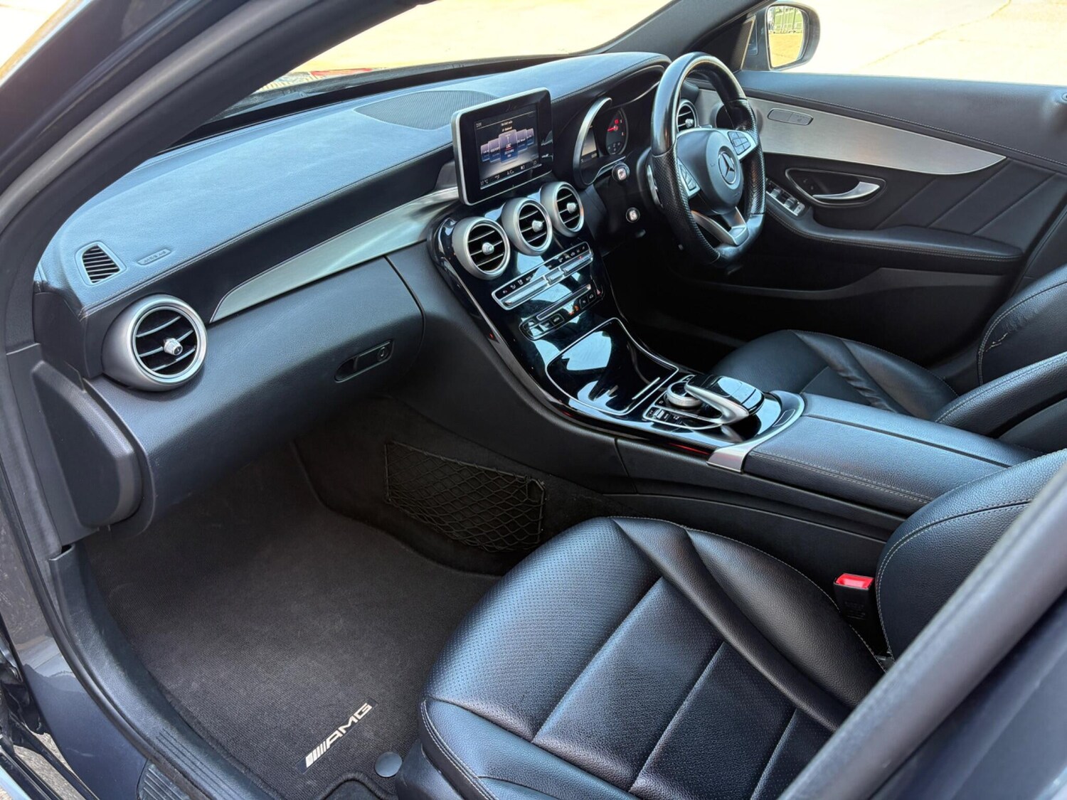 Used Mercedes-Benz C Class 2015 for sale - 78157789: Photo 13