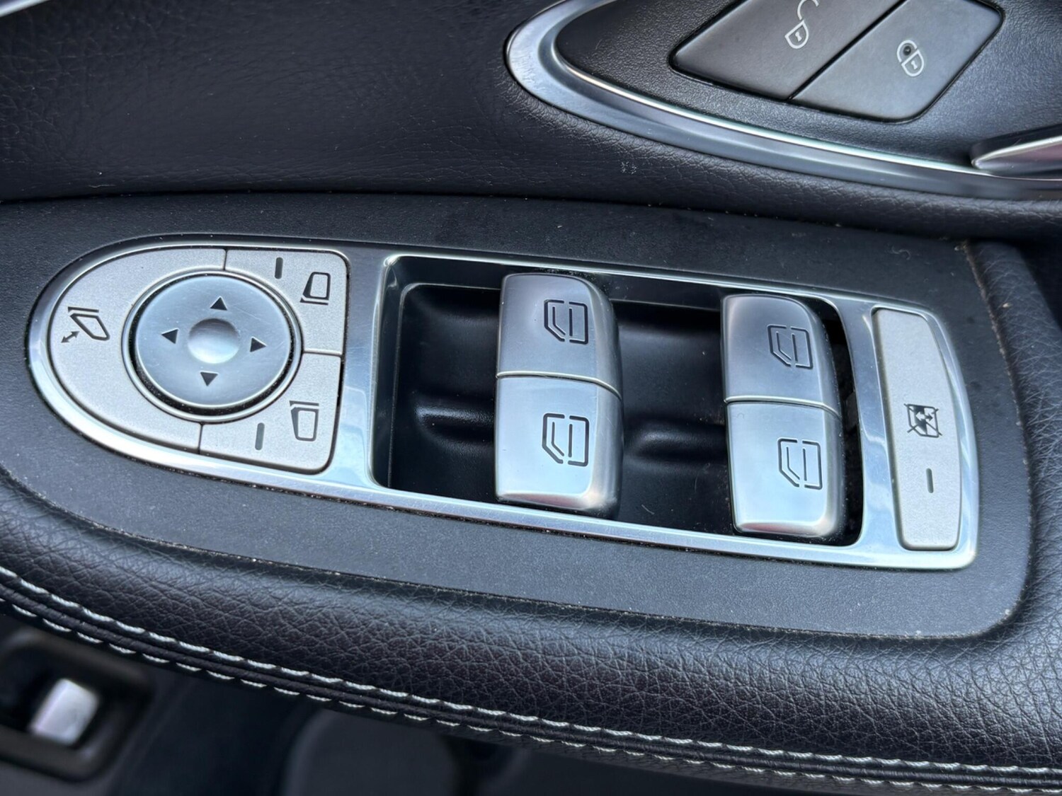 Used Mercedes-Benz C Class 2015 for sale - 78157789: Photo 26