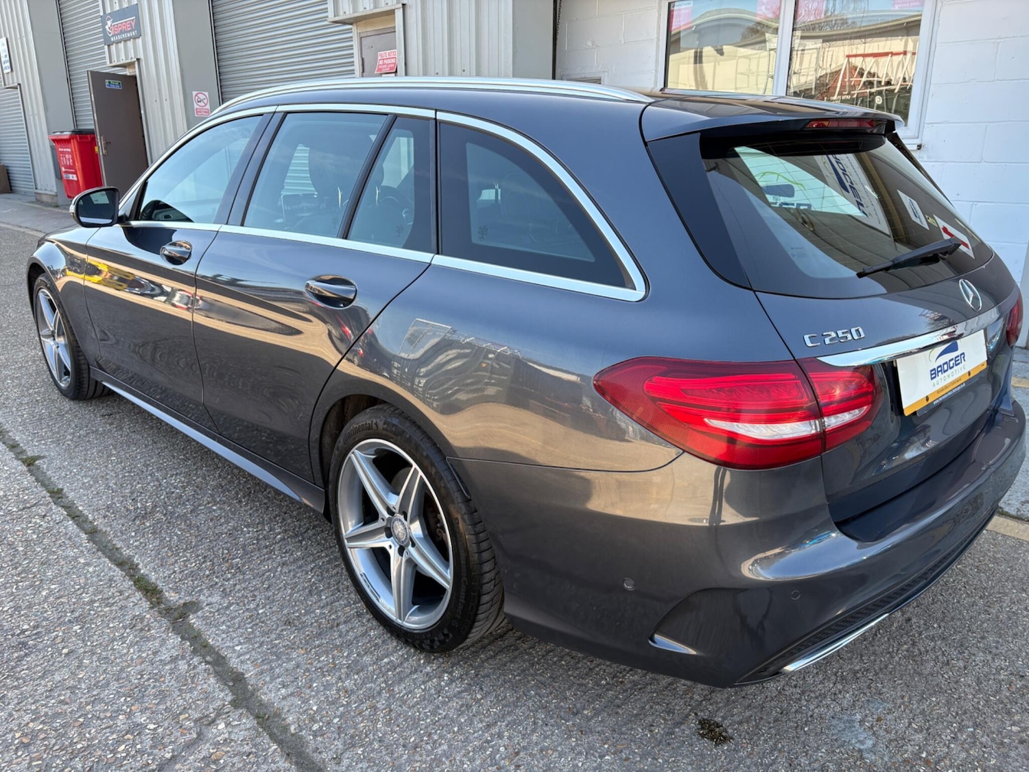 Used Mercedes-Benz C Class 2015 for sale - 78157789: Photo 4